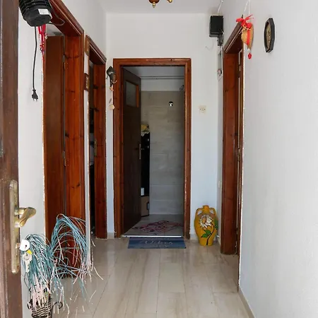 Paradeisos With Garden View Áyios Dhimítrios